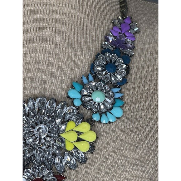 Dillard’s Rainbow Peacock Statement Crystal Gem Necklace Glam Party - Picture 3 of 6